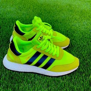 Adidas sneakers iniki boost